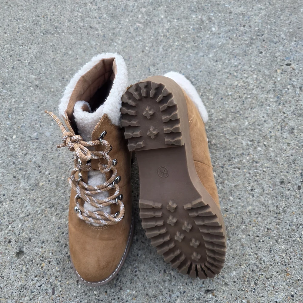 Universal Threat Women's Tan Suede Ankle Boots Size 8.5